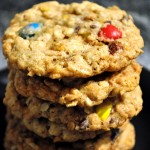 Mouth Watering Crunchy Cornflake M&M Cookies