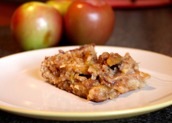 salted caramel apple pie bars
